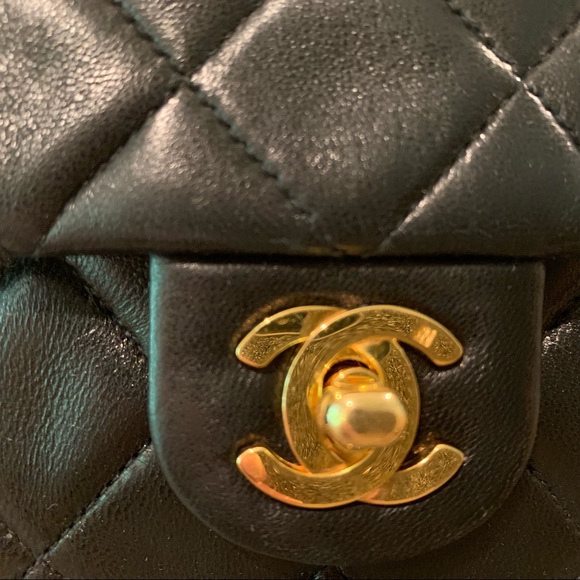 ❌SOLD❌CHANEL 24K Gold Turn Lock Single Flap Mini R - Picture 3 of 7